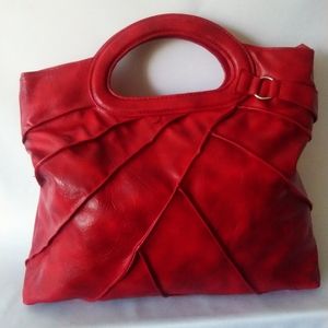 Women's red purse with attachable handle
